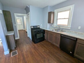 575 Neeb St in Pittsburgh, PA - Building Photo - Building Photo