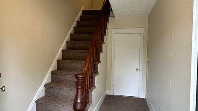 30 High St in Goffstown, NH - Building Photo - Building Photo