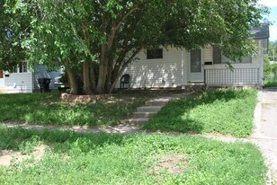 1421 McArthur Ave in Colorado Springs, CO - Building Photo