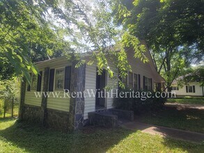 8554 Campbellton St in Douglasville, GA - Building Photo - Building Photo