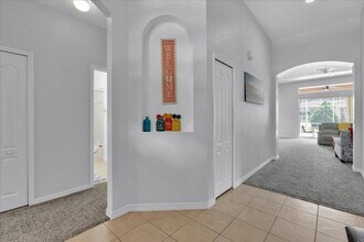 1101 N Hampton Dr in Davenport, FL - Building Photo - Building Photo