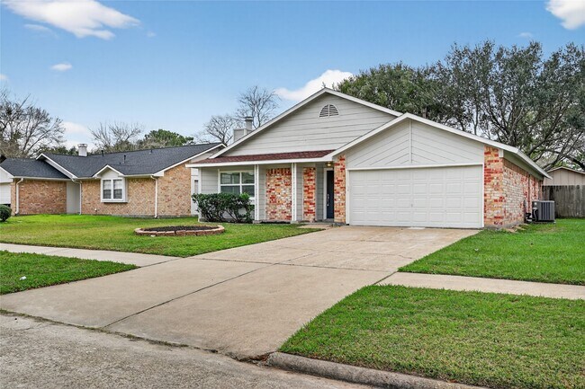 22711 Smokey Hill Dr in Katy, TX - Building Photo - Building Photo