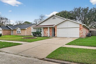 22711 Smokey Hill Dr in Katy, TX - Building Photo - Building Photo