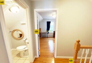 40 Plymouth St, Unit 2 in Cambridge, MA - Building Photo - Building Photo
