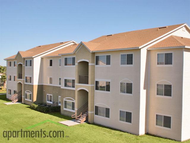 Clipper Bay Apartments in Tampa, FL - Foto de edificio - Building Photo