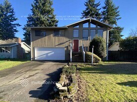 33628 27th Pl SW in Federal Way, WA - Building Photo