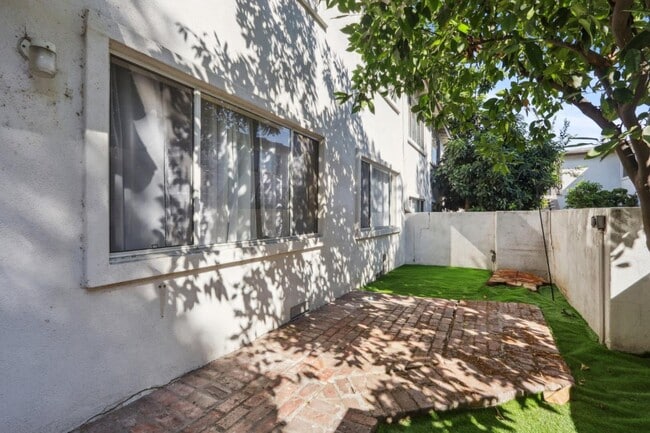 property at 18555 Collins St