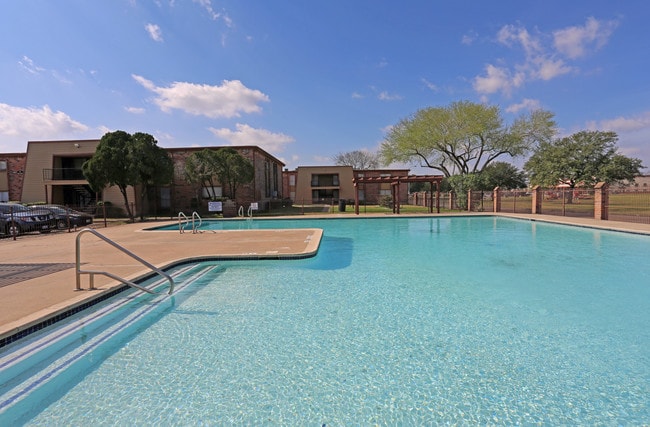 Arlington Place Apartments