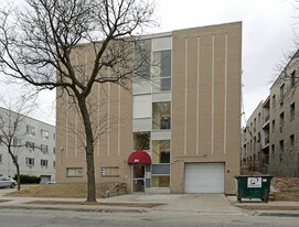 2848 W Wells St in Milwaukee, WI - Building Photo