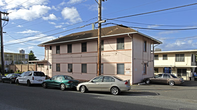 1125 Hassinger St in Honolulu, HI - Building Photo - Building Photo