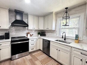 121 Belt Ave in O'Fallon, IL - Building Photo - Building Photo