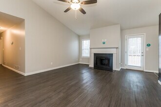 234 Oak Glen Dr in Dallas, GA - Building Photo - Building Photo