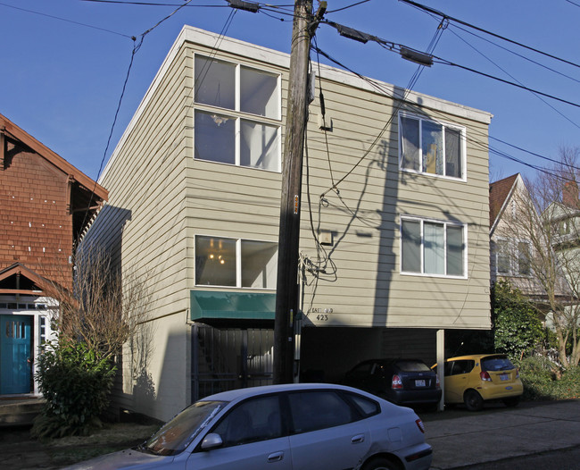 Eastwind Apartments in Seattle, WA - Foto de edificio - Building Photo