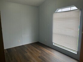 12628 Lazy Dr in Willis, TX - Building Photo