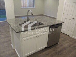 4218 Andasio Loop SE in Port Orchard, WA - Building Photo - Building Photo