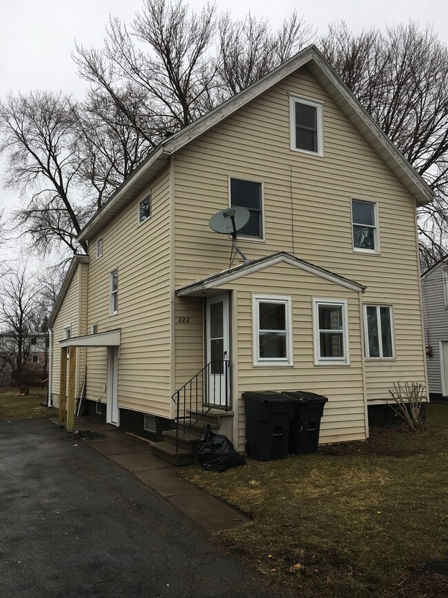 property at 222 W Molloy Rd