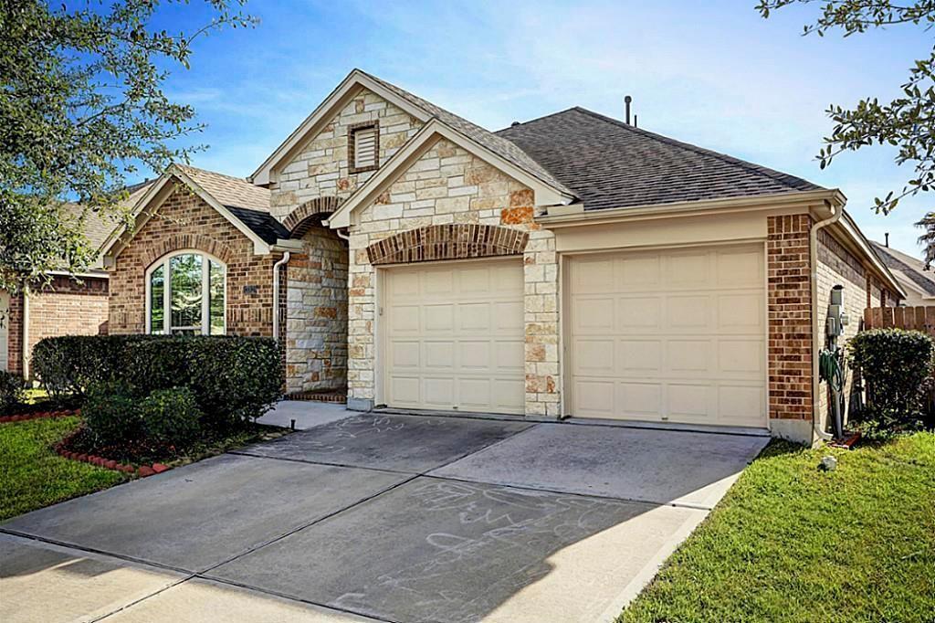 13312 Highland Lake Ln in Pearland, TX - Building Photo