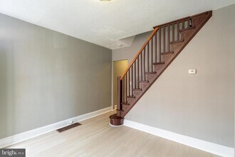 1905 Waterloo St in Philadelphia, PA - Building Photo - Building Photo