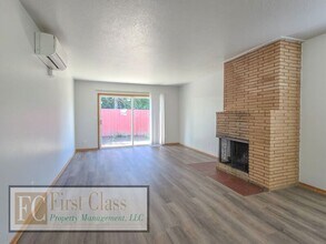 18001 Northeast Pacific Street in Portland, OR - Building Photo - Building Photo