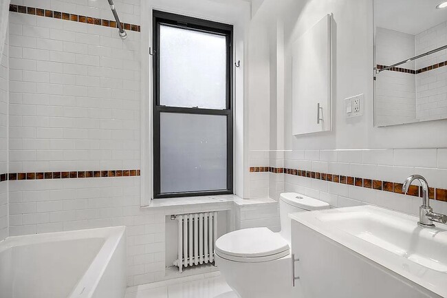 251 Pacific St in Brooklyn, NY - Building Photo - Building Photo