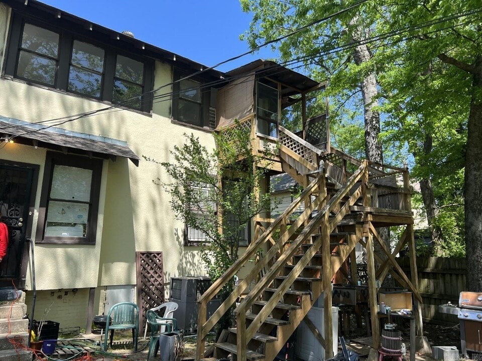715 Wright Ave in Little Rock, AR - Building Photo