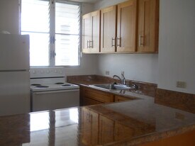 99-060 Kauhale St in Aiea, HI - Building Photo