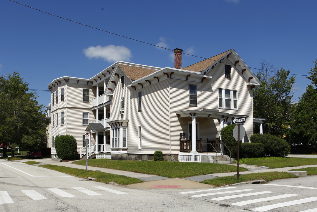 72 Prospect St in Manchester, NH - Building Photo