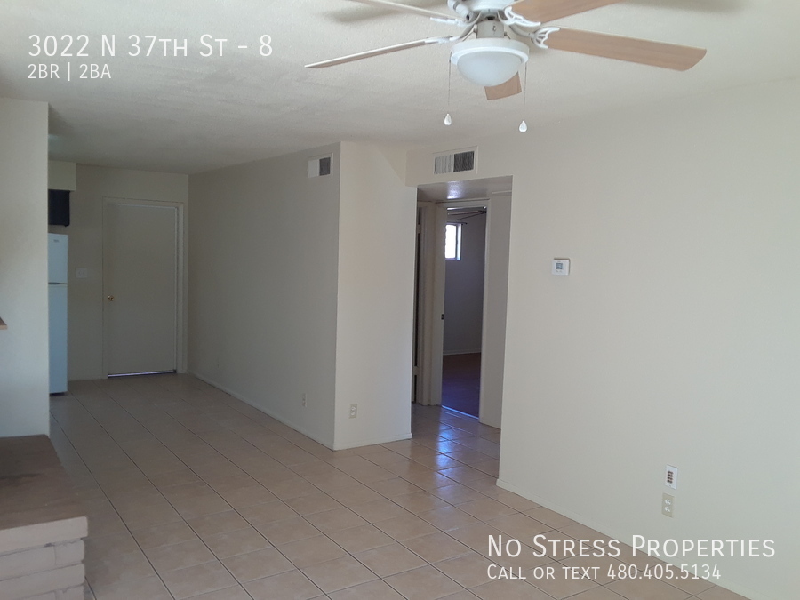 3022 N 37th St in Phoenix, AZ - Building Photo