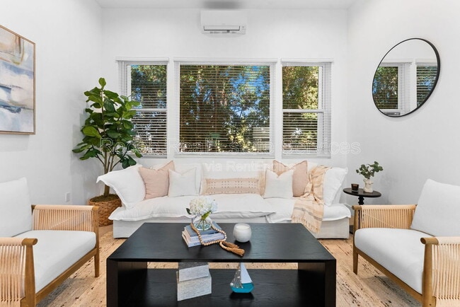 6730 Mohawk St in San Diego, CA - Building Photo - Building Photo