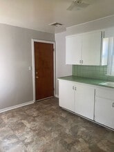 2225 S Osage Ave in Bartlesville, OK - Building Photo - Building Photo