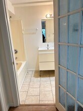 423 Superior St in Victoria, BC - Building Photo - Building Photo