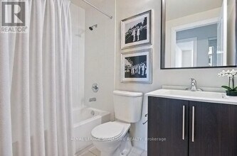 105 Harrison Garden Blvd in Toronto, ON - Building Photo - Building Photo