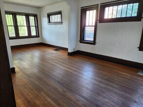 1306 Villa Ave in Sioux City, IA - Building Photo - Building Photo