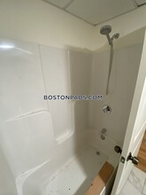 265 Essex St-Unit -3B in Lawrence, MA - Building Photo - Building Photo