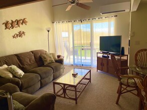 75-5863-5863 Kuakini Hwy in Kailua Kona, HI - Building Photo - Building Photo