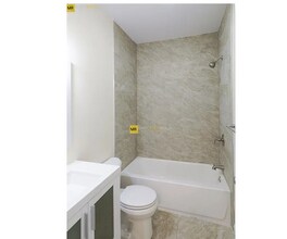 163 Ferry St in Malden, MA - Building Photo - Building Photo