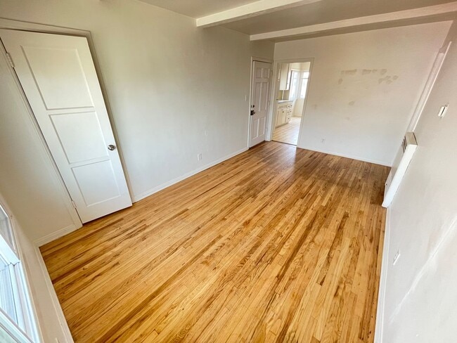 224 13th St in Manhattan Beach, CA - Building Photo - Building Photo