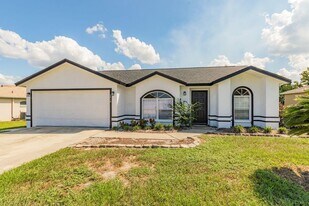 2816 Blush Dr in Lakeland, FL - Building Photo