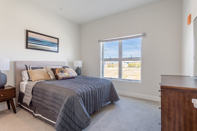 One Newport in Quincy, MA - Building Photo - Interior Photo