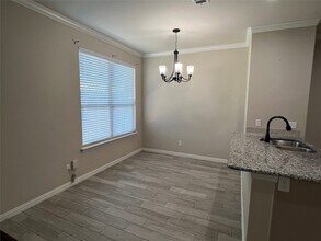 2419 N Hickory St in Sherman, TX - Building Photo - Building Photo