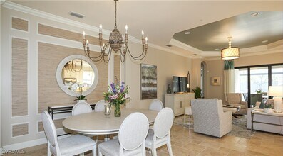 10155 Coconut Rd in Bonita Springs, FL - Foto de edificio - Building Photo
