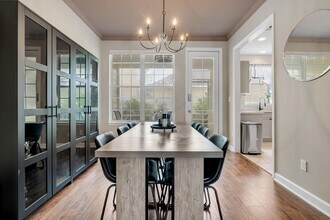 4311 Four Oaks Blvd in Tallahassee, FL - Building Photo - Building Photo