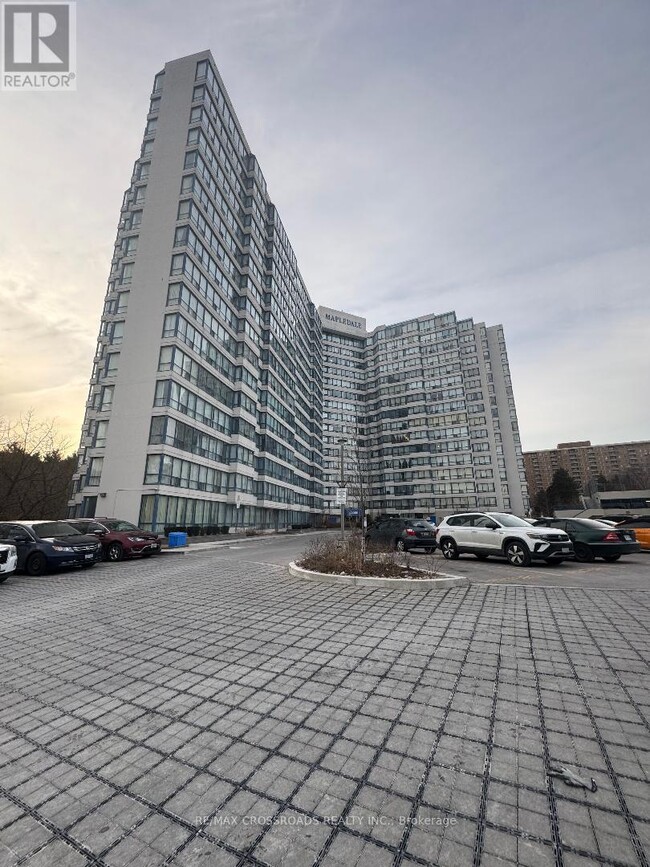 3050-3050 Ellesmere Rd in Toronto, ON - Building Photo - Building Photo