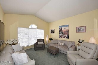 359 W Brisa Dr in Gilbert, AZ - Building Photo - Building Photo