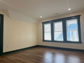 130 Hubinger St in New Haven, CT - Building Photo - Building Photo