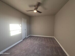 2135 W Hadley St in Phoenix, AZ - Building Photo - Building Photo
