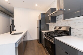 1520 N Marshall St, Unit 1 in Philadelphia, PA - Foto de edificio - Building Photo