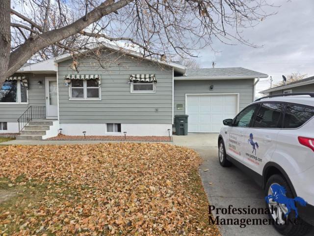 33 N Crestwood Dr in Billings, MT - Building Photo