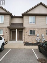 6118 Kelsey Cres in Niagara Falls, ON - Building Photo