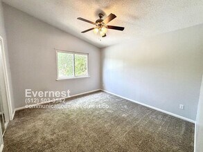 10905 Elm St in Jonestown, TX - Building Photo - Building Photo